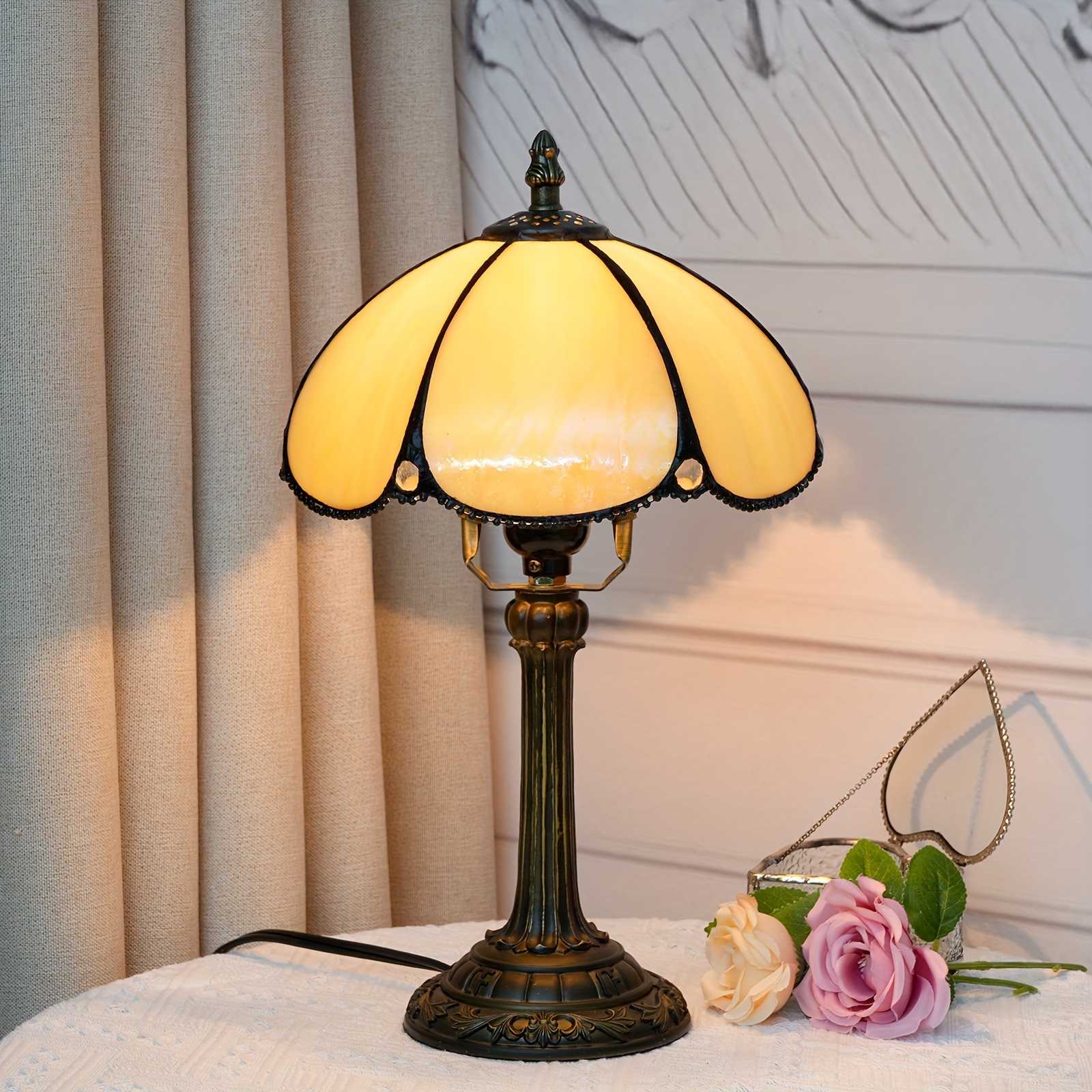 Tiffany Style Colored Glass Table Lamp