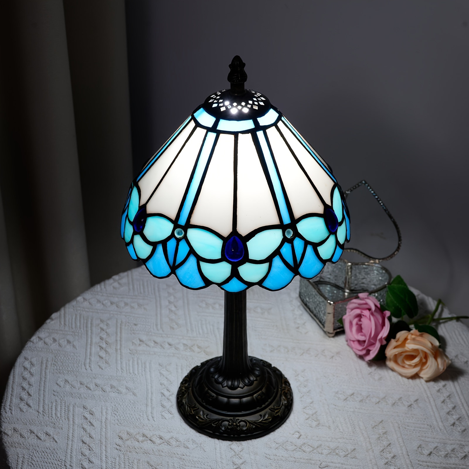 Tiffany Style Colored Glass Table Lamp